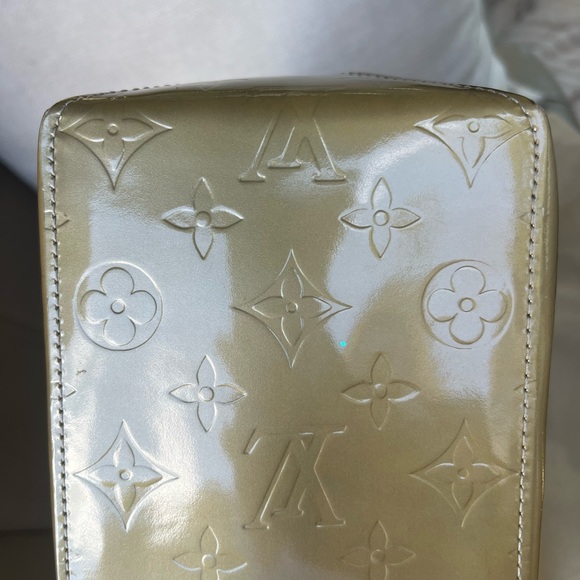 Louis Vuitton Vernis Reade - Picture 12 of 15